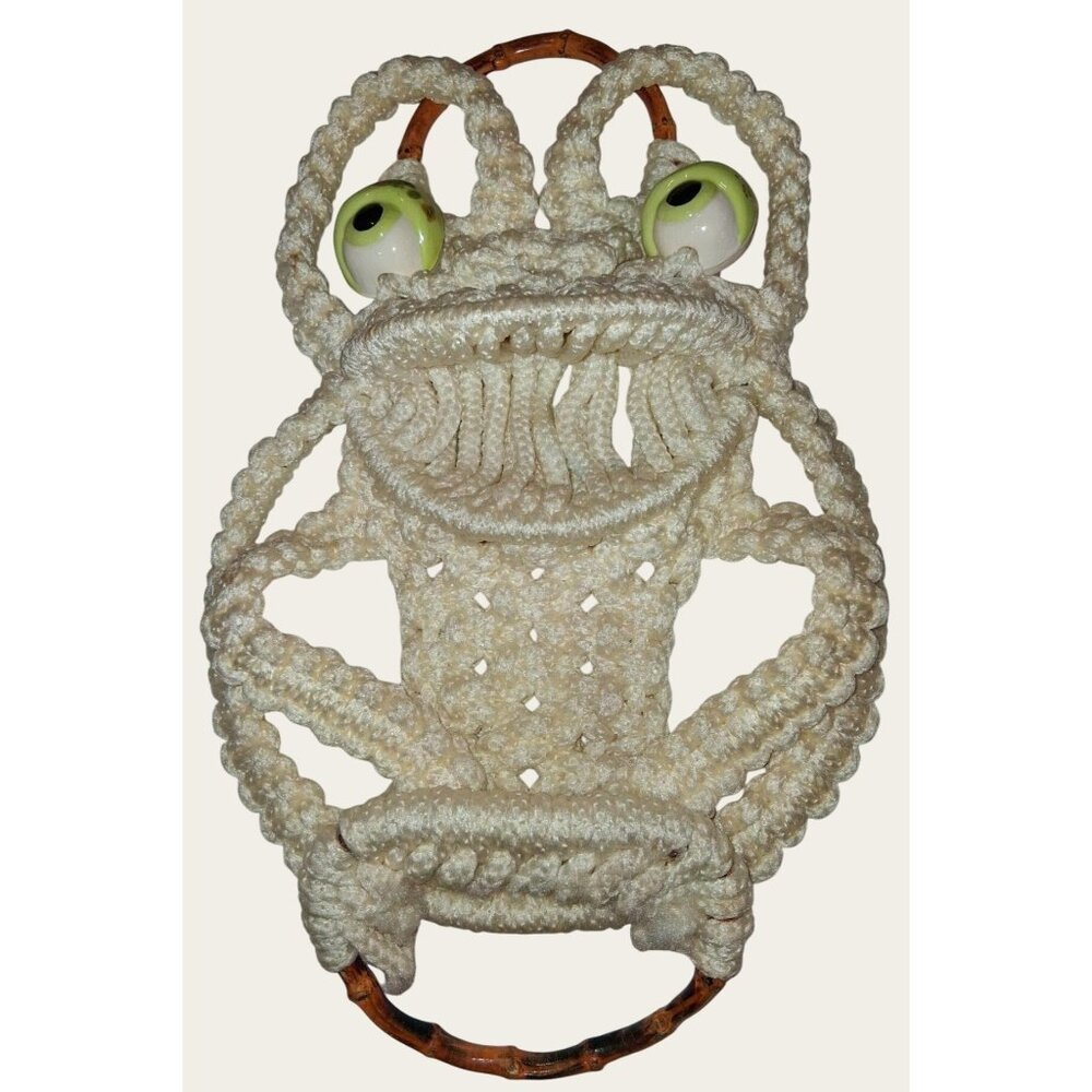 Vintage Macramé Frog Wall Hanging With Ceramic Eyes